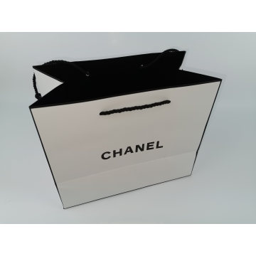 China Supplier Paper Bag Paper Shopping Bag Gift Packing Bag